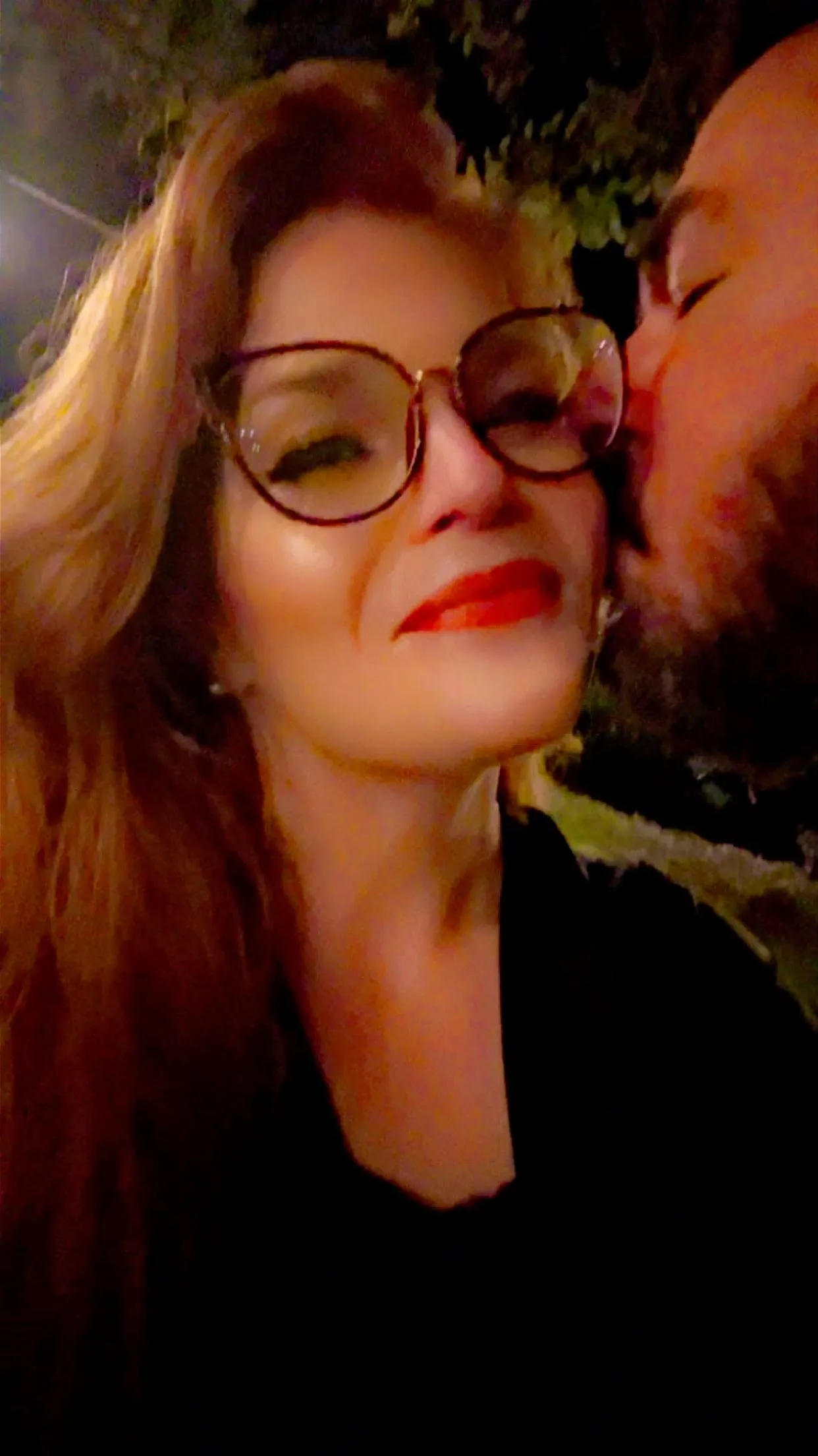 Will Cybertron kissing Scarlett Vox on the cheek at night