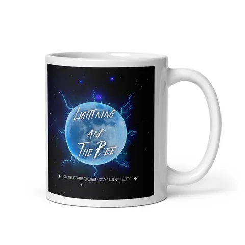 Lightning and the Bee Mug, product photo